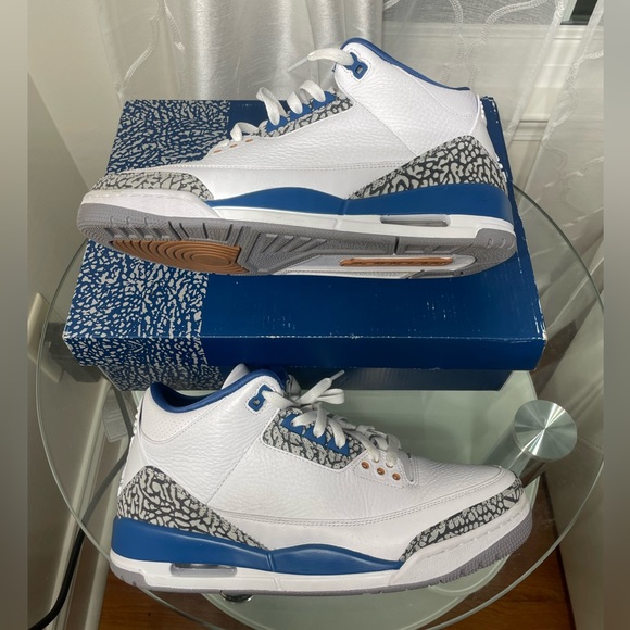 Size 11 - Jordan 3 Retro ‘Wizards’ - Picture 3 of 7